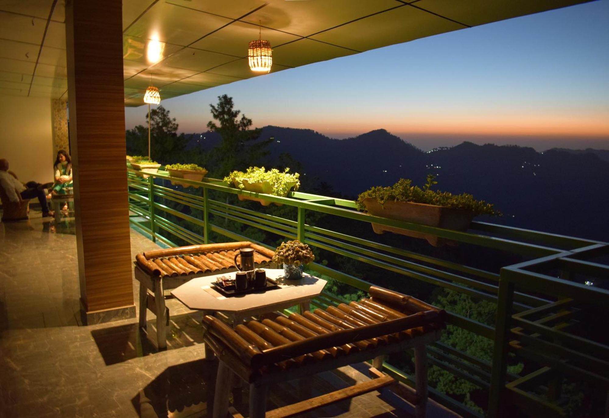 Valley View Resort Mashobra - Best Holiday Home For Vacations Shimla Eksteriør billede